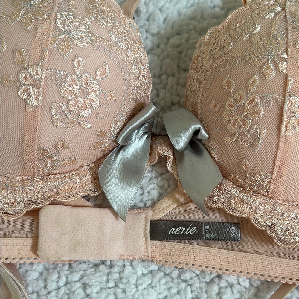 BUNDLED Aerie lace push-bra, both size 34A, in blush pink & natural color - Picture 2 of 4